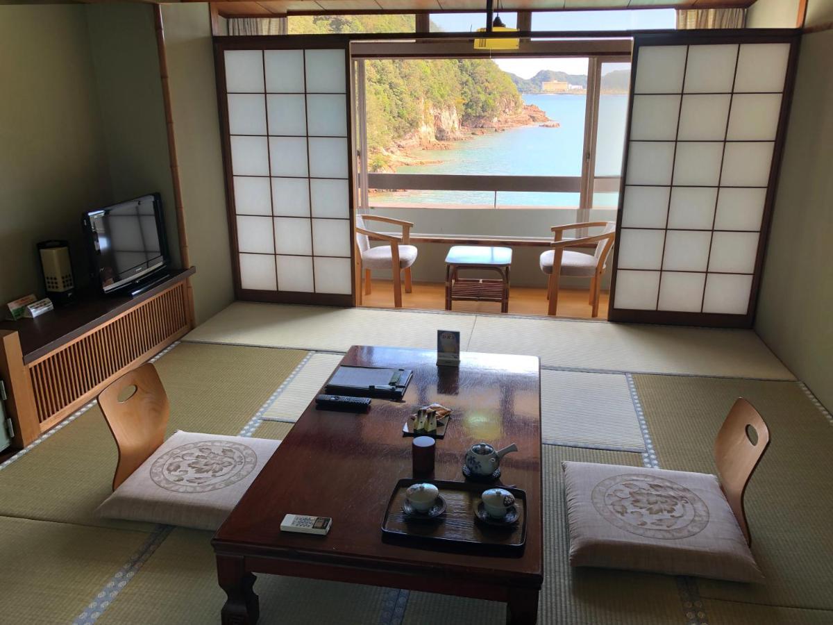 Hotel Nagisaya Кацуура Екстер'єр фото